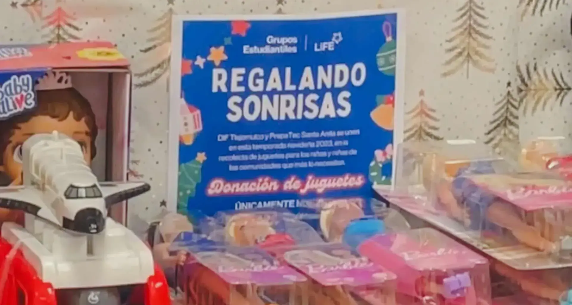 PrepaTec Sta. Anita realiza colecta de juguetes.