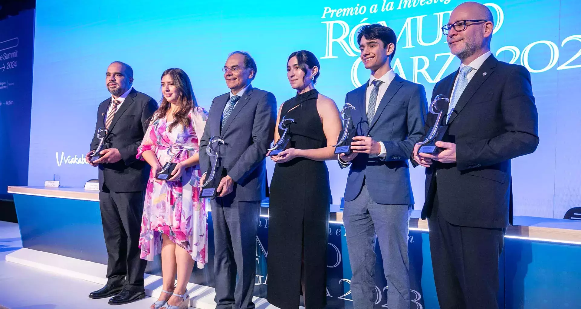 Ganadores del Premio Rómulo Garza 2023.