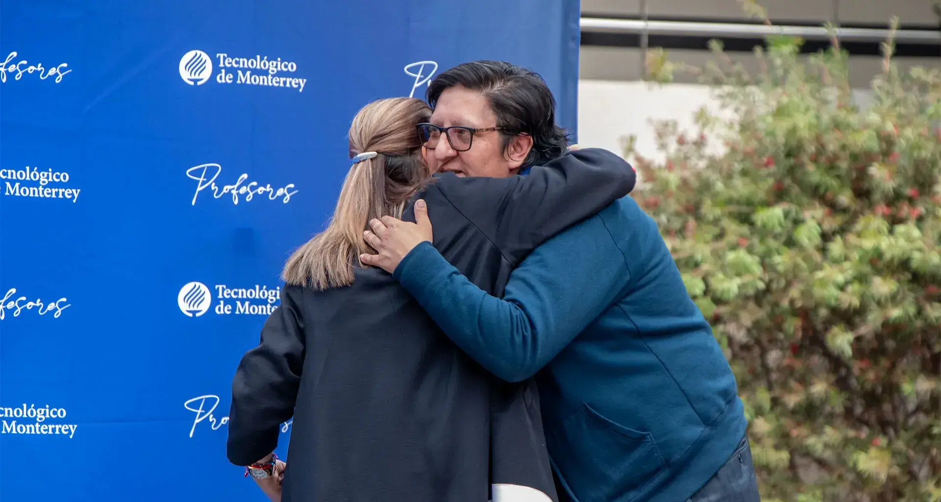 Investigador de Tec Toluca recibe galardón de Profesor Inspirador