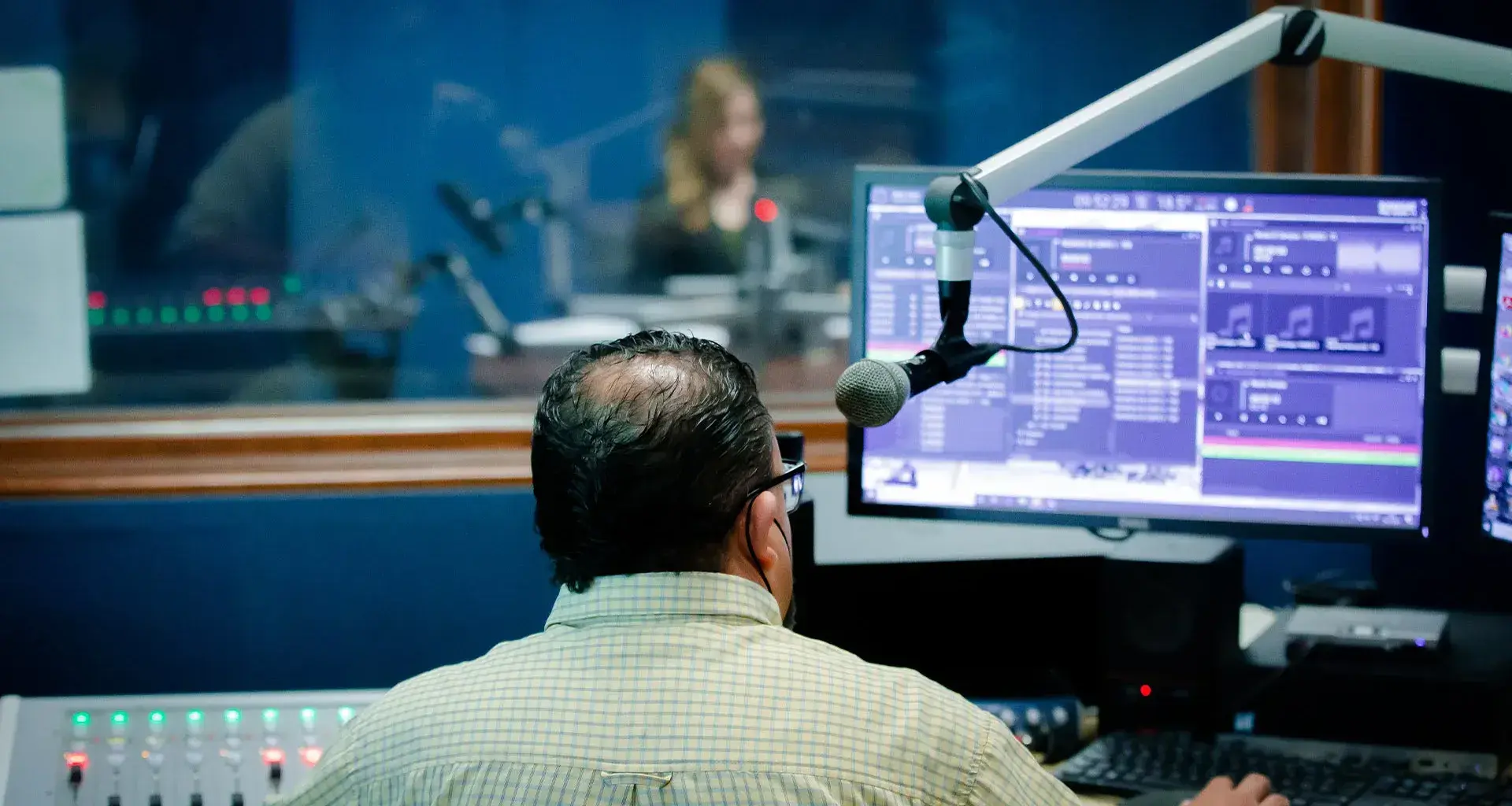 Cabina de Tec Sounds Radio