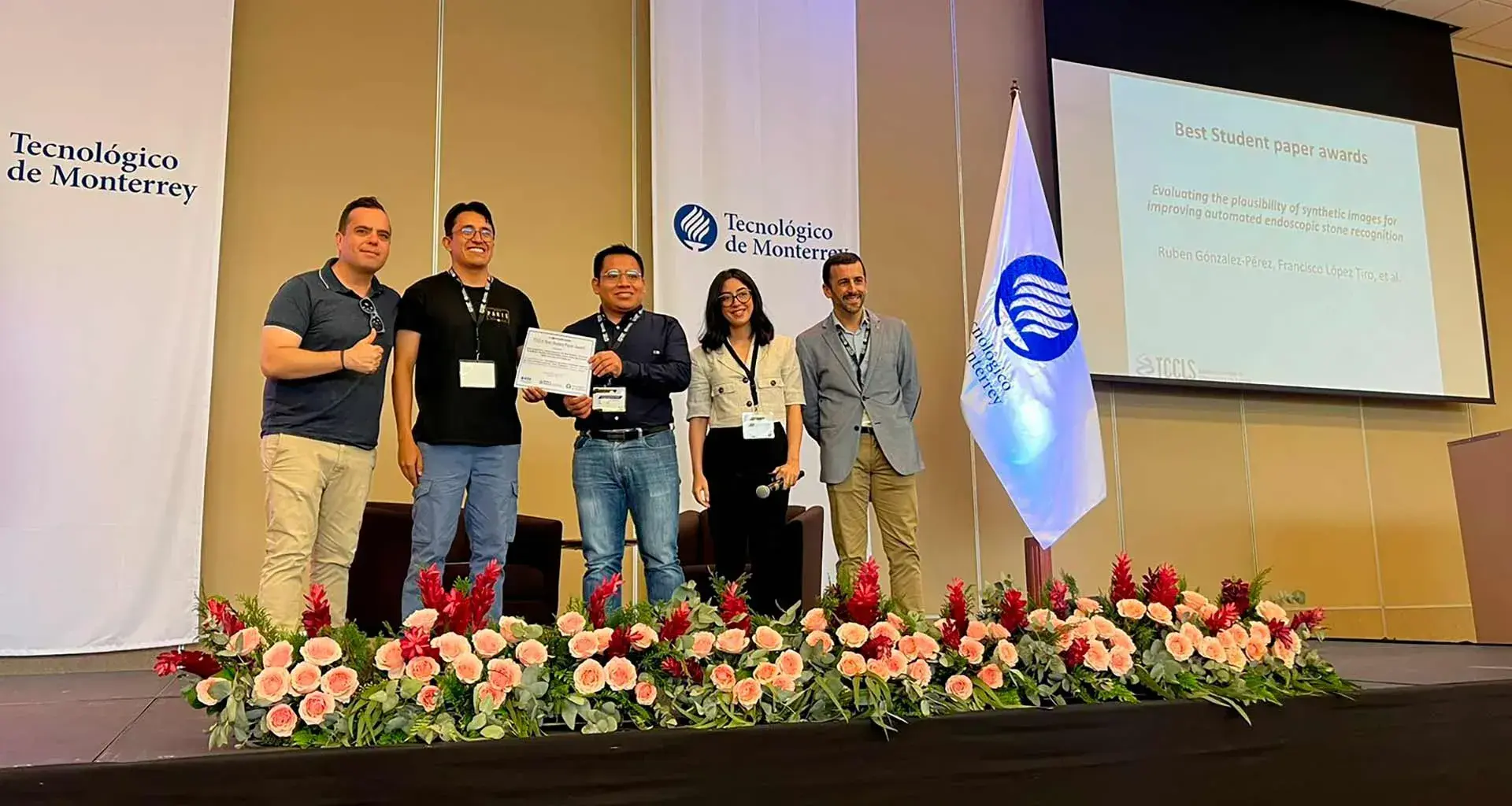 Graduate students from Tec Guadalajara have presented projects in which they apply artificial intelligence to medical issues at an international symposium.