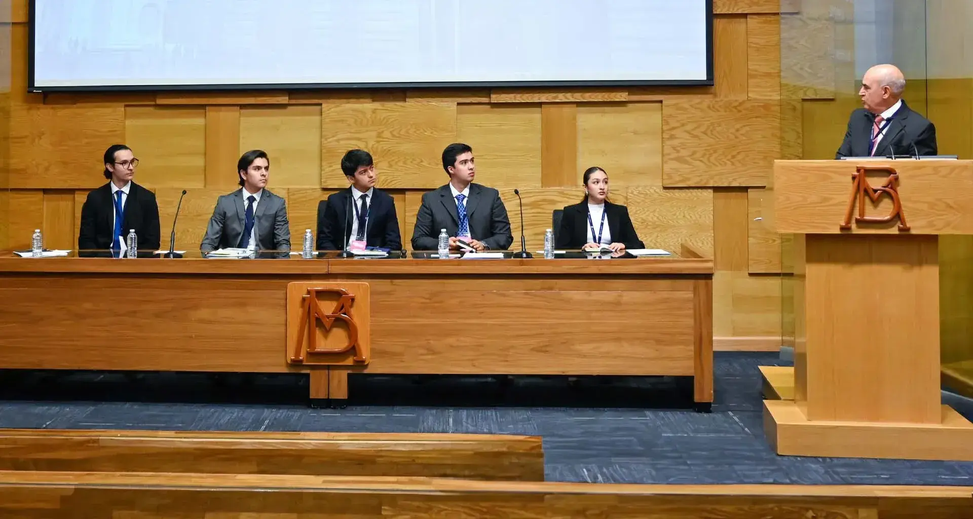 Estudiantes Tec ganan mención honorífica en Reto Banxico 2024.