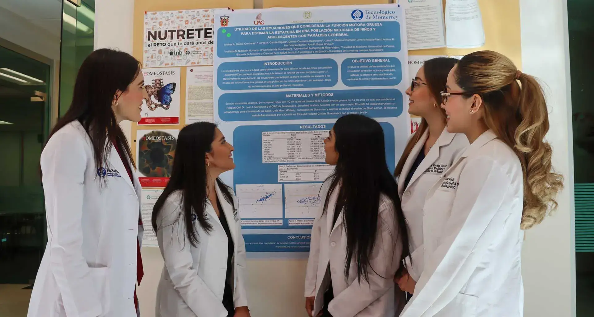 Invesitigación en nutrición sobre niños con parálisis, realizada por equipo de alumnas del Tec Guadalajara. 