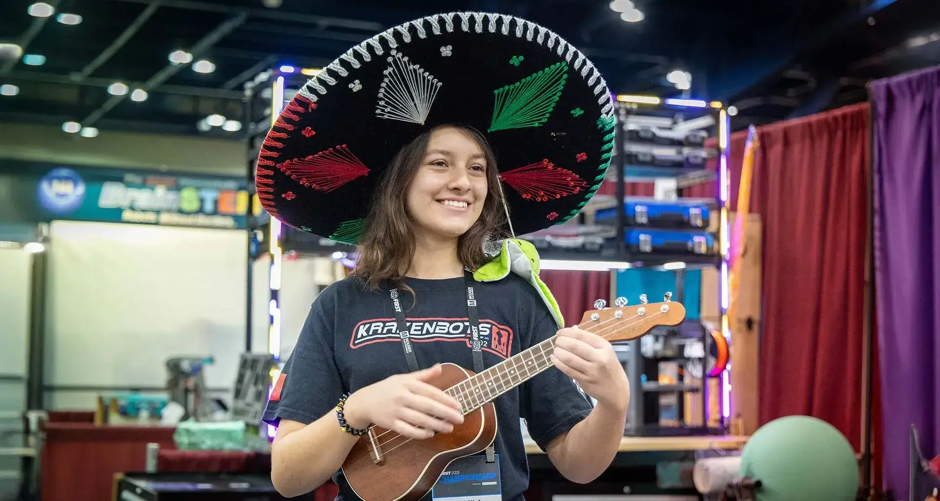 Camila, la mariachi de la robótica
