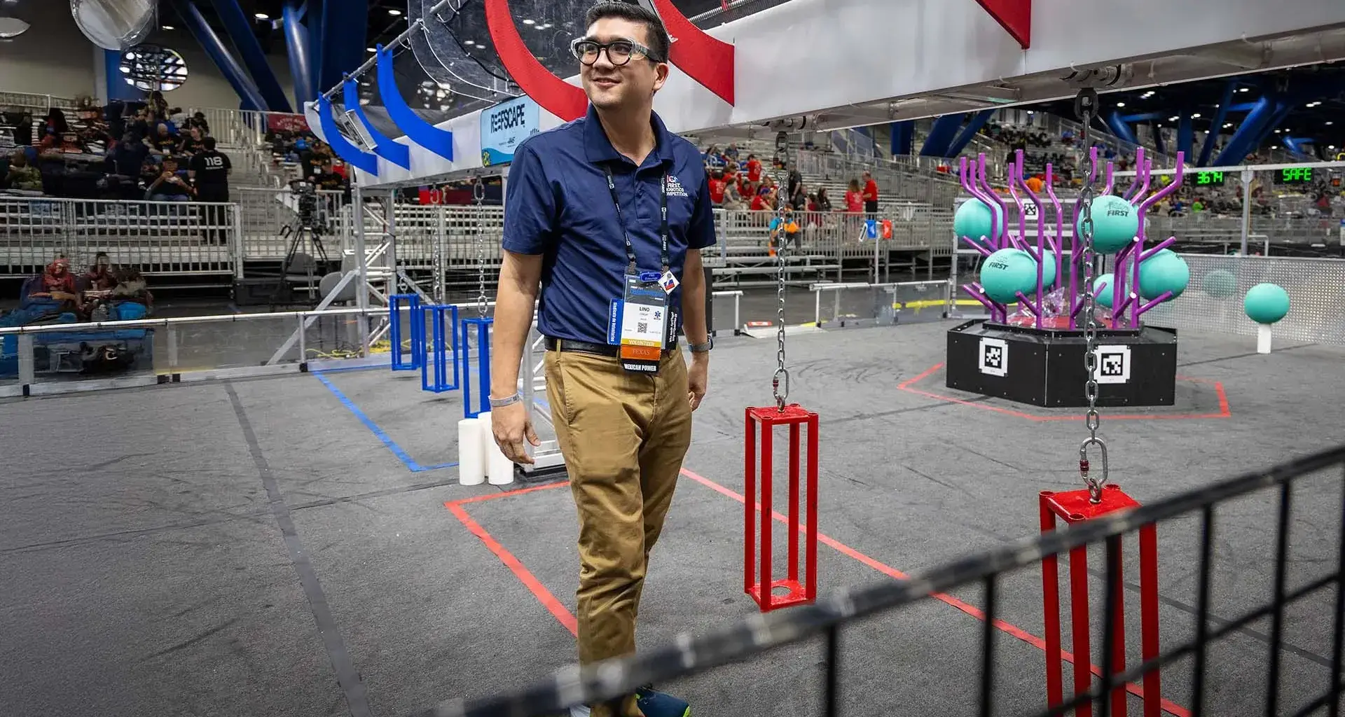  Lino Corlay en FIRST