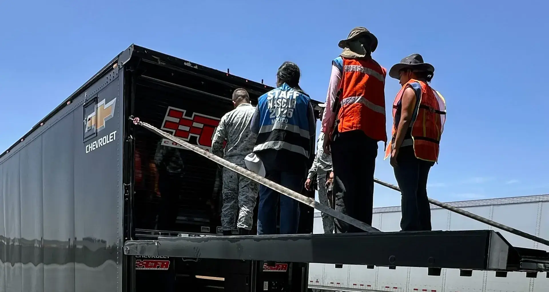 Hundreds of NASCAR transporters and haulers arrived in Mexico with the help of Tec de Monterrey Laguna campus students.