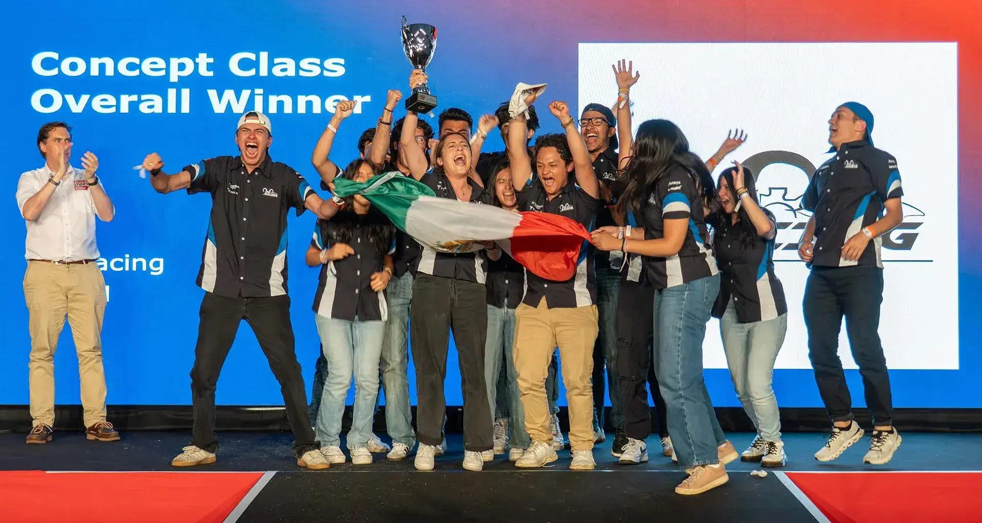 La escudería TM Racing, de los campus del Tec en la Ciudad de México, obtuvo el primer lugar en la competencia internacional Formula Student UK.