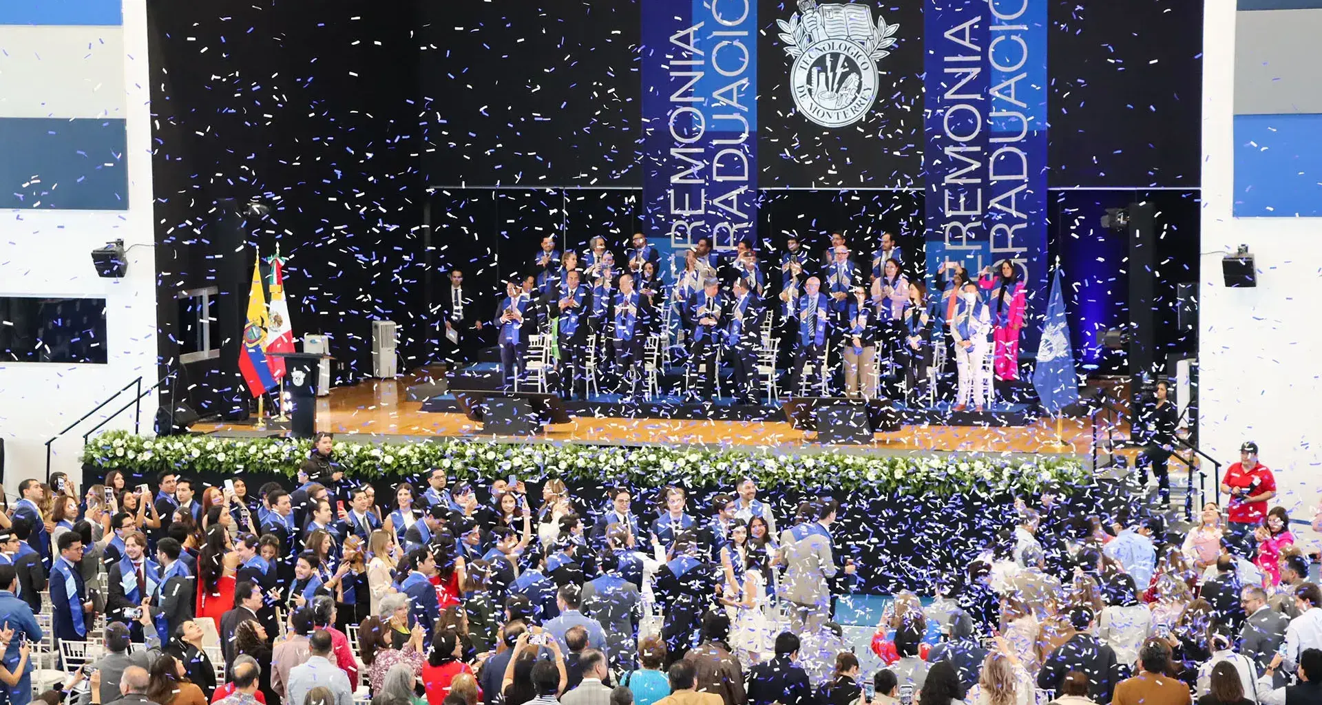 Ceremonia de graduación Junio 2025