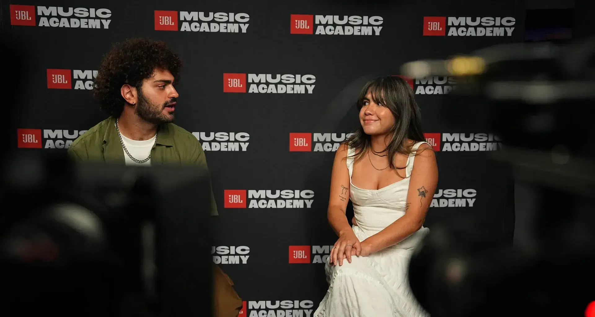 Egresada Tec participa en programa de mentoría musical JBL Music Academy