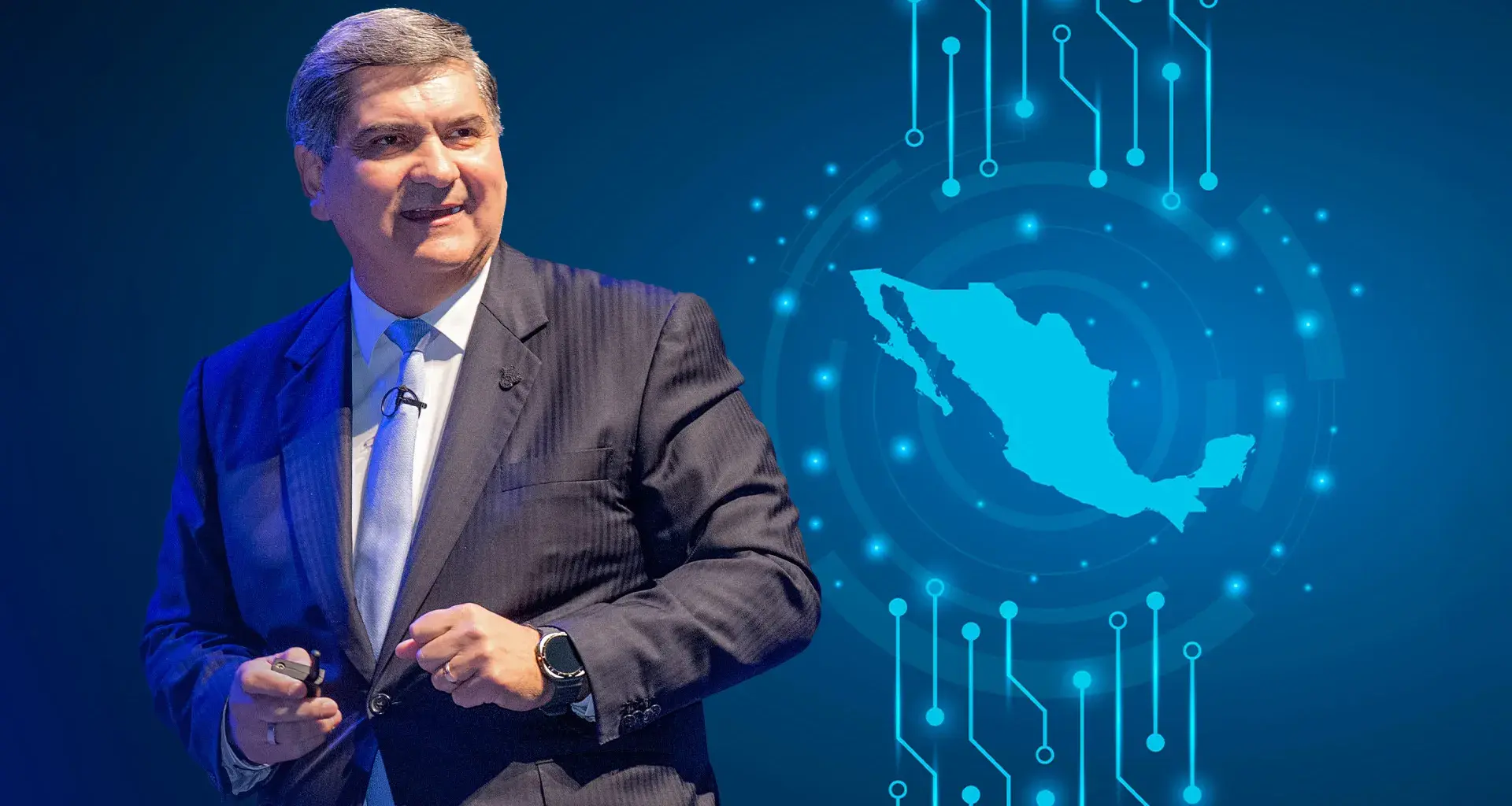 David Garza aborda IA y liderazgo en el libro México Exponencial