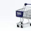 Carrito de compras con el logo de la Tec Store
