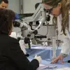 Aprenden sobre nuevas técnicas quirúrgicas microscópicas periodontales