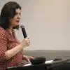 Sulina como maestra de ceremonias