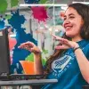 La joven de 17 años que busca inspirar al mundo con la ciencia
