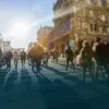Foto nueva normalidad poblacion en las calles