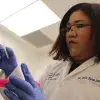 La científica que estudia el cáncer de mama a nivel molecular