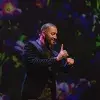 Luis Gerardo Ayala interpreta con la voz y las manos