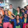 Alumnos felices en concierto 