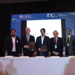 firma de convenio Nano4heart