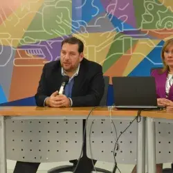 El docente deberá cumplir con varios aspectos para aplicar a las categorías de la Avenida de Desarrollo del Profesor Clínico, entre los cuales destacan: excelencia académica, vinculación de sus cursos, aplicación de herramientas tecnológicas en sus clases, implementar actividades con alumnos de apoyo a la Visión; entre otros.