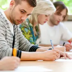 Copiando en la escuela