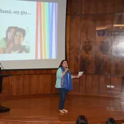 La conferencias Araceli Maya 