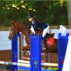 Andrea montada en el caballo 