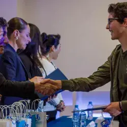 El Tecnológico de Monterrey reconoció el talento y dedicación de los jóvenes de la zona de Metepec y Toluca cuyo promedio es igual o mayor a 90. 