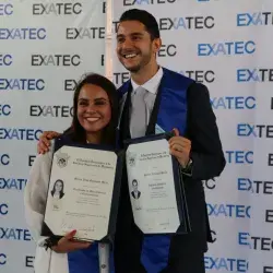Alumnos del Tec se gradúan.