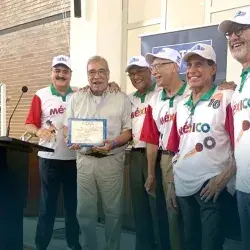 ¡De vuelta a casa! Reconocen a ‘Meme’ Sáenz en el Tec