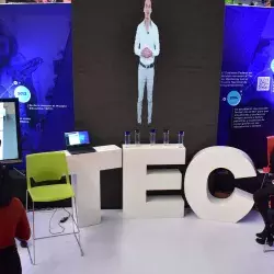 Realidad virtual y robots: Tec presente en feria industrial Hannover