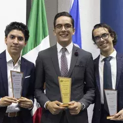 Ganadores regionales del concurso de discursos persuasivos