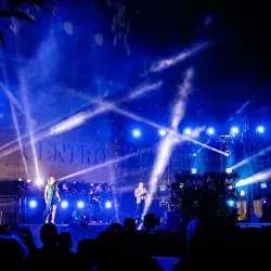 Viven Ceremonia de la Luz en campus Mty; plasman trayectoria académica