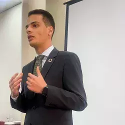 Representa a México en el Programa Jóvenes Constructores de la Paz