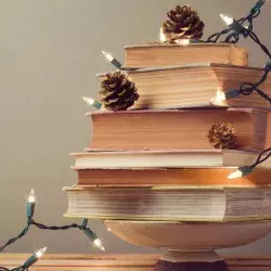 ¡Más allá de los clásicos! 5 libros poco convencionales para Navidad  