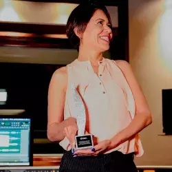 Profesora cierra brechas en la industria musical y es ganadora del Premio Mujer Tec 2023.