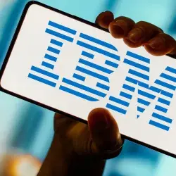 Profesores Tec son certificados por IBM