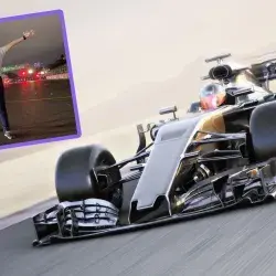 Ana Rodríguez, egresada de Biociencias del Tec, en una pista de automovilismo .