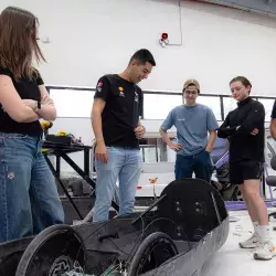 Autos eléctricos creados en Tec Guadalajara para competir en Shell Eco-Marathon.