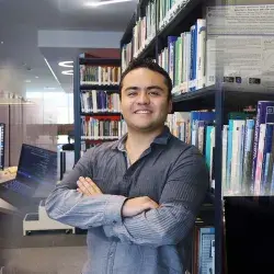 Guillermo Tafoya Milo en diversas etapas de su vida como estudiante del Tec de Monterrey