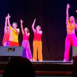 VOXEM, del Tec en Estado de México, fue el primer grupo latinoamericano en participar en el concurso internacional de a capela: Varsity Vocals ICCA.