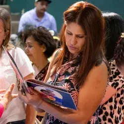 Alumnos Tec escribieron e ilustraron 7 cuentos para informar a niños sobre el cáncer de mama