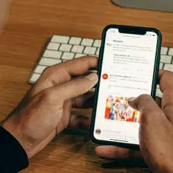 El dr. Alejandro Martín del Campo compartió algunos proyectos que abordan problemáticas urgentes