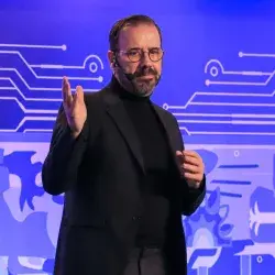 Tec de Monterrey abre TECgpt Open Edition a instituciones educativas del mundo