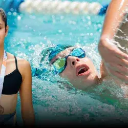 Ellian Carvajal Gana Oro en Natación PrepaTec Navojoa