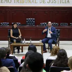 Capacitacion a funcionarios del Poder Judicial, por parte de la Clínica Nansen del Tec Guadalajara.