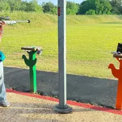 Jimena Dávila, ganadora de torneo de tiro deportivo. 