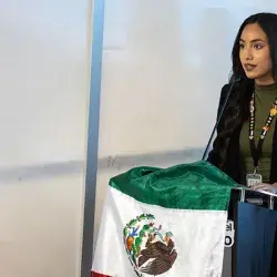 danae en conferencia en Chile