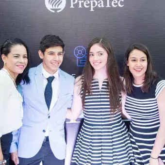 Alumnos durante premiación