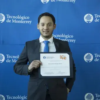 Graduación LCDE